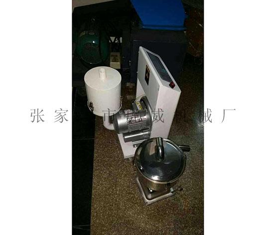 真空吸料机1